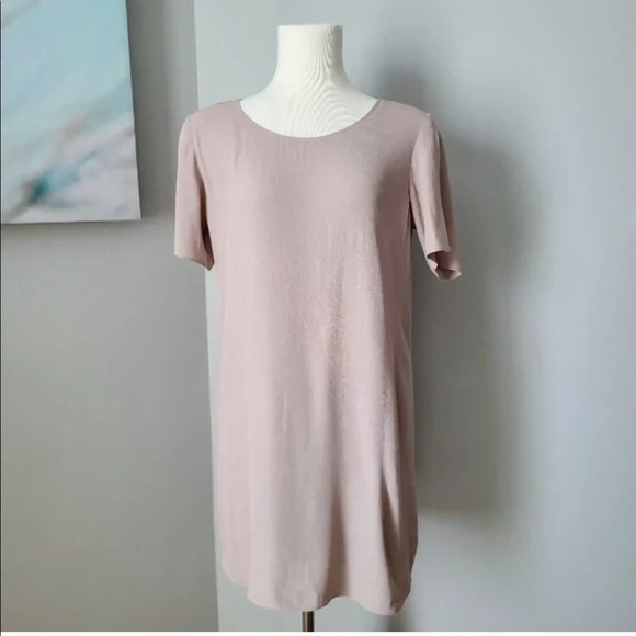 Aritzia Dresses | Aritzia Wilfred Free Teigen Flowy T-Shirt Dress Xs | Color: Tan | Size: Xs | Jkabel's Closet